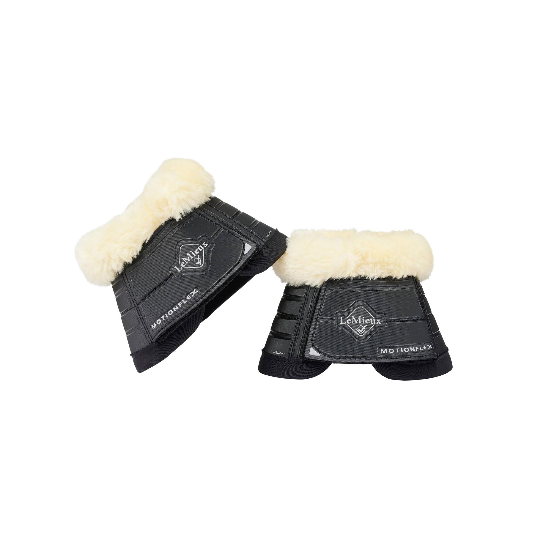 product/i/t/it04778_product_motionflexoverreachbootwithfuredge_blacknatural_1_1_.jpg