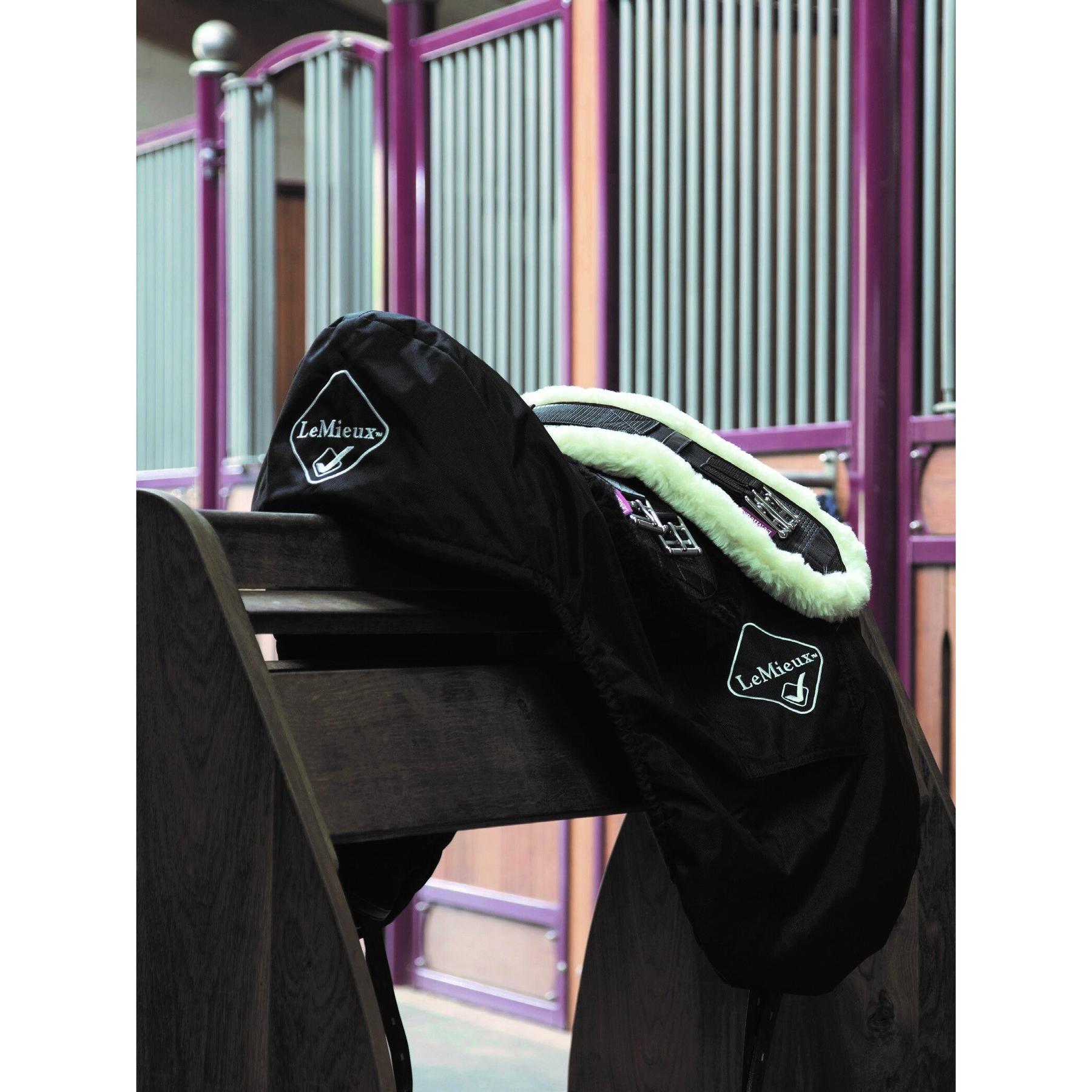 product/l/e/lemieux_it01922001_black_2.jpg