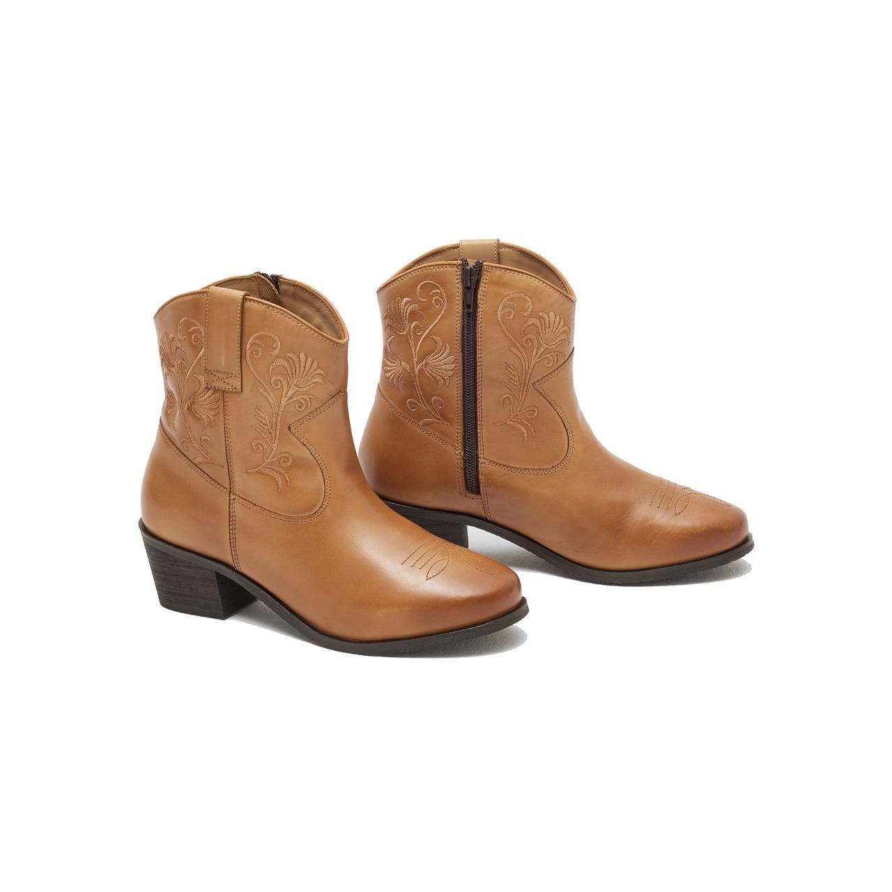 product/m/o/mountain-horse_01104-0300_brown_1.jpg