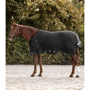 8021701-145-couverture-d-exterieur-pour-cheval-waldhausen-scandic-light-noir